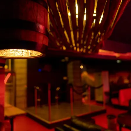 Fdtd Party & Sauna Lounge لاهتي